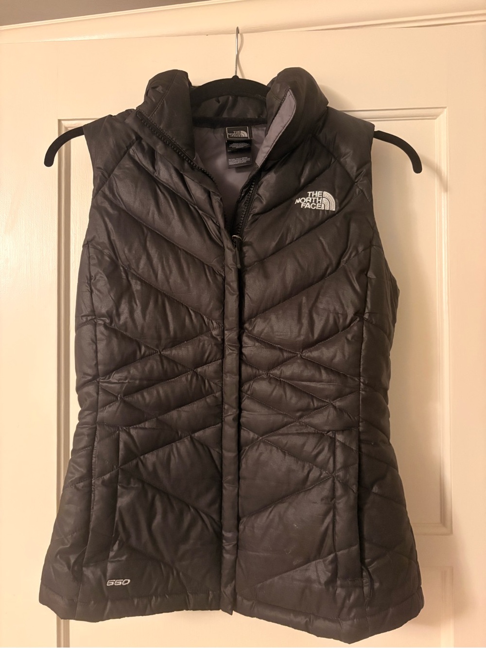 Women’s North Face Charcoal Grey Puffer Quilted Vest